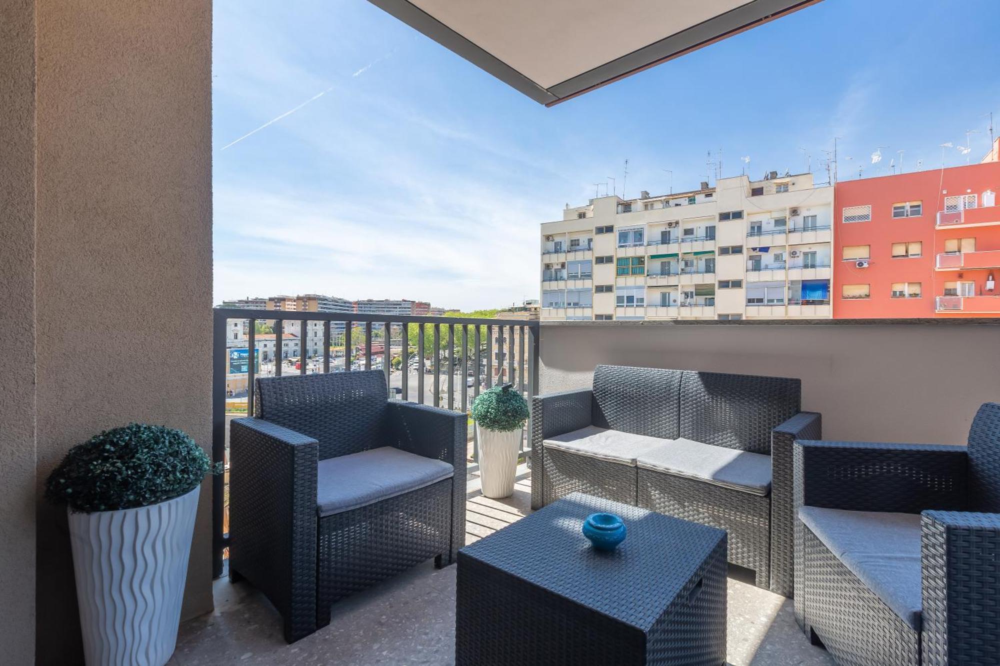 Aurealiving - Trastevere With Rooftop & Gym, Your Place In Rom
